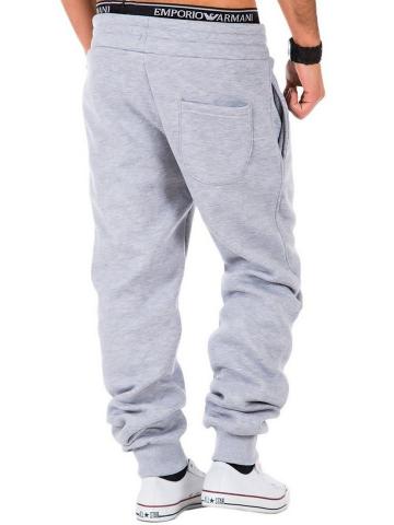 Спортивные штаны