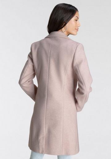 Короткое пальто