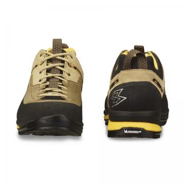 Походная обувь