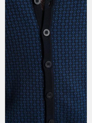 Вязаный жилет