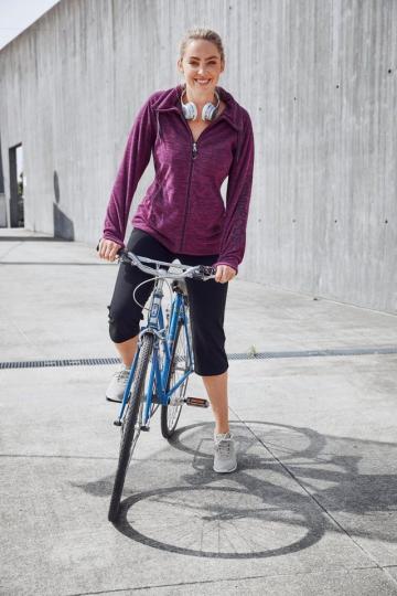 Спортивные шорты