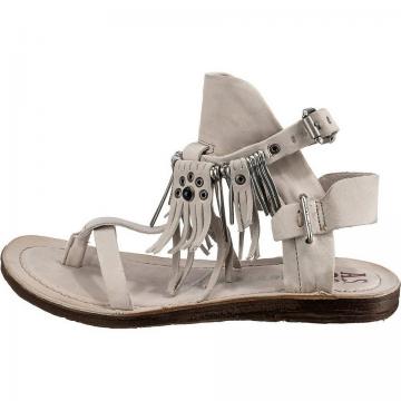 Туфли с ремешком