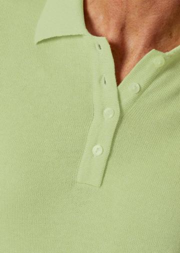 Вязаный пуловер