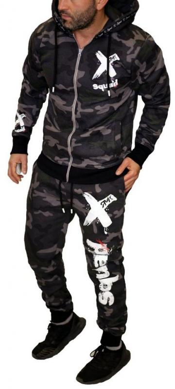 Спортивный костюм