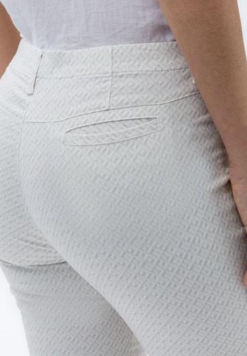 Короткие брюки