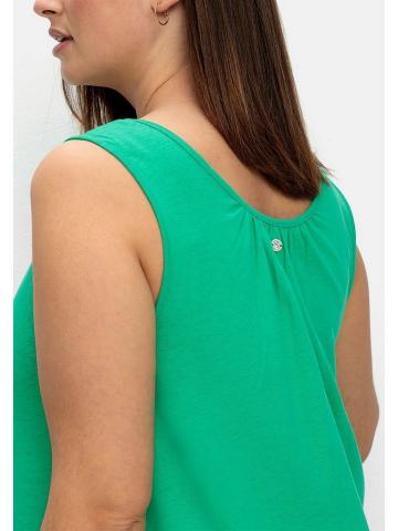 Топ на бретельках