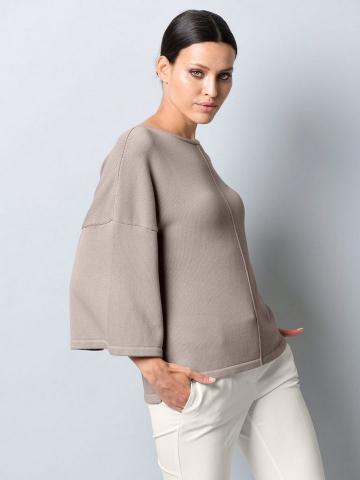 Вязаный пуловер