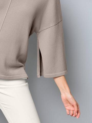 Вязаный пуловер