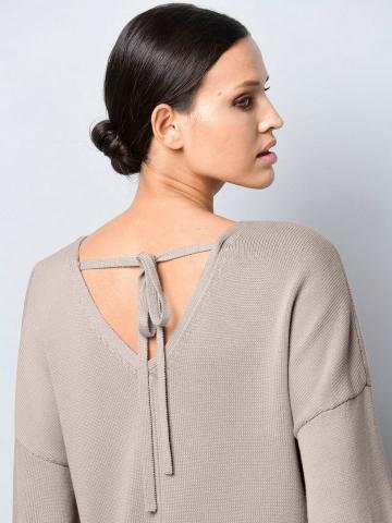 Вязаный пуловер