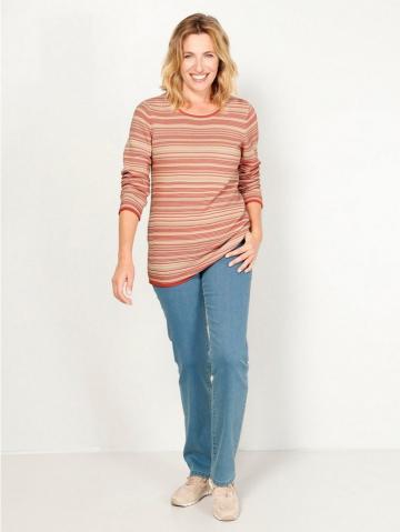 Вязаный пуловер