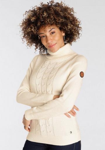 Вязаный пуловер