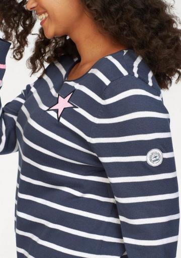 Вязаный пуловер