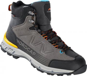 Кроссовки на шнурках