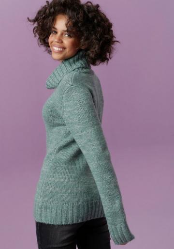 Пуловер с высоким воротником