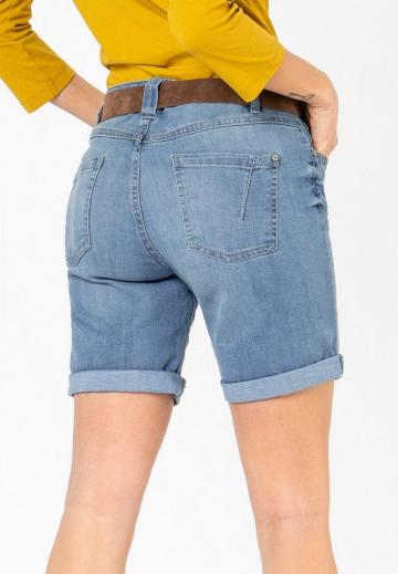 Джинсовые шорты