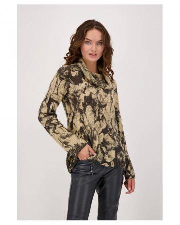 Вязаный пуловер