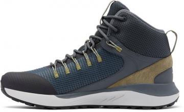 Походная обувь 