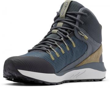 Походная обувь 