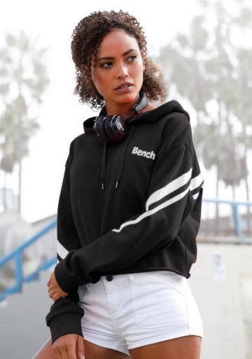 Пуловер с капюшоном