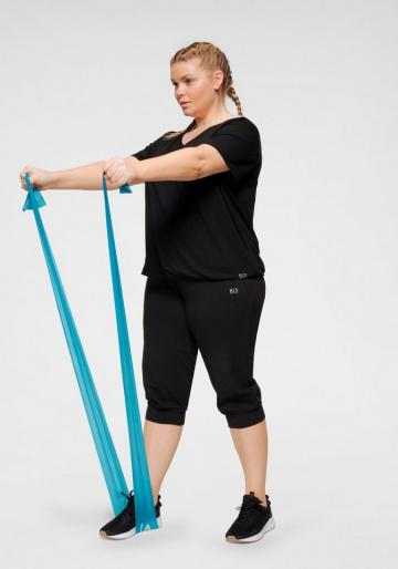 Спортивные шорты