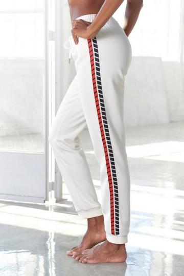 Спортивные штаны