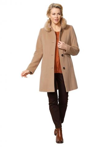 Короткое пальто