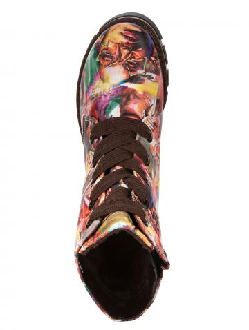 Сапожки на шнуровке