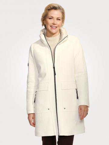 Короткое пальто