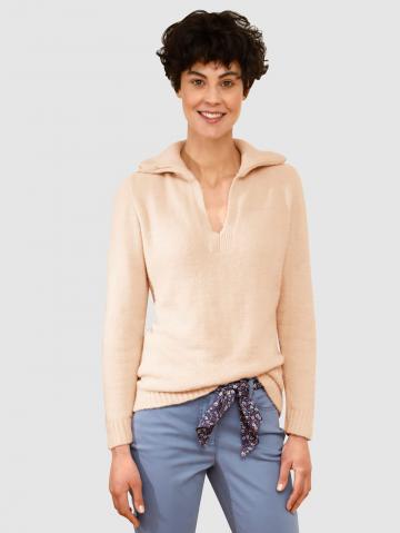 Вязаный пуловер