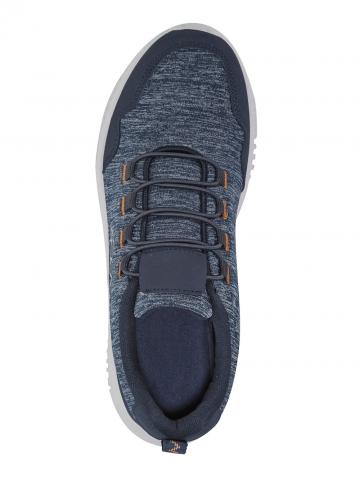 Беговые кроссовки