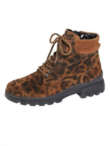 Сапожки на шнуровке