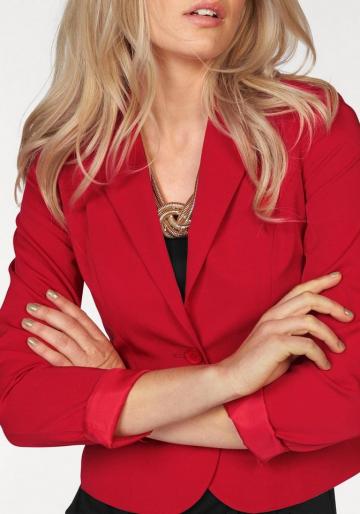 Короткий блейзер