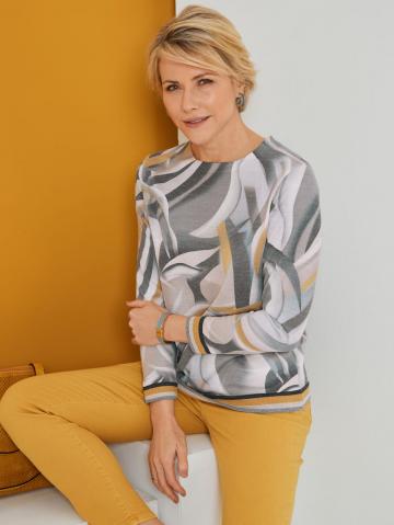 Вязаный пуловер