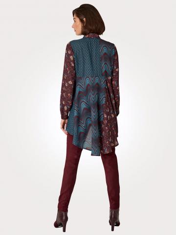 Длинная блузка