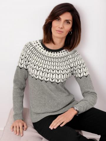 Вязаный пуловер