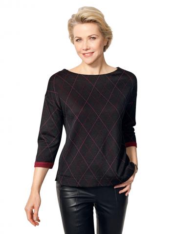 Вязаный пуловер