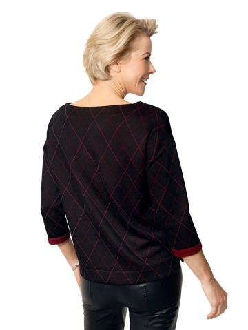 Вязаный пуловер