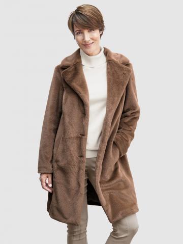 Короткое пальто