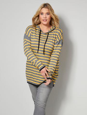 Вязаный пуловер