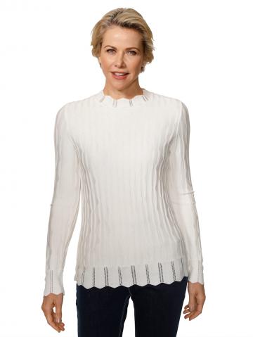 Вязаный пуловер