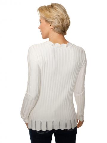 Вязаный пуловер