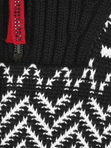 Вязаный пуловер