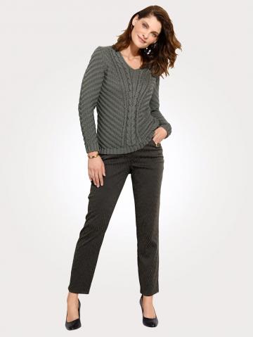 Вязаный пуловер