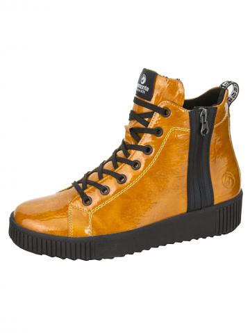 Сапожки на шнуровке