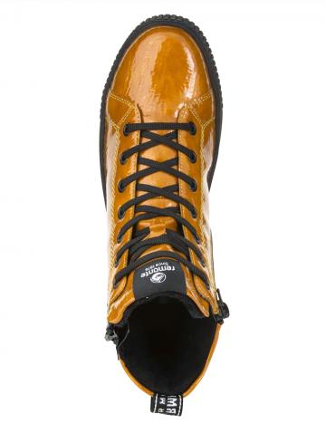 Сапожки на шнуровке