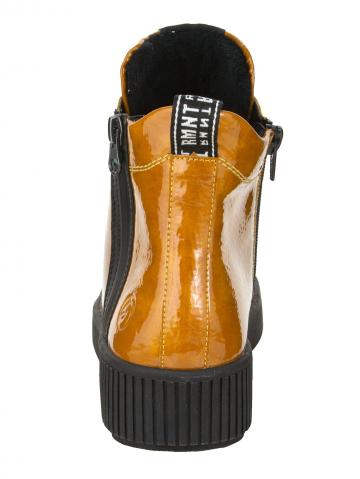 Сапожки на шнуровке