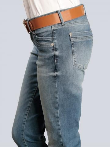 Короткие джинсы