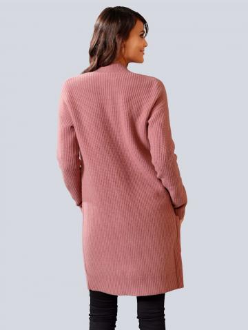 Длинная вязаная кофта