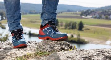 Походная обувь