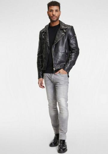 Кожаная куртка 